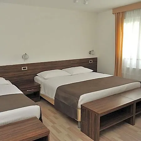 Hotel Branco 3*